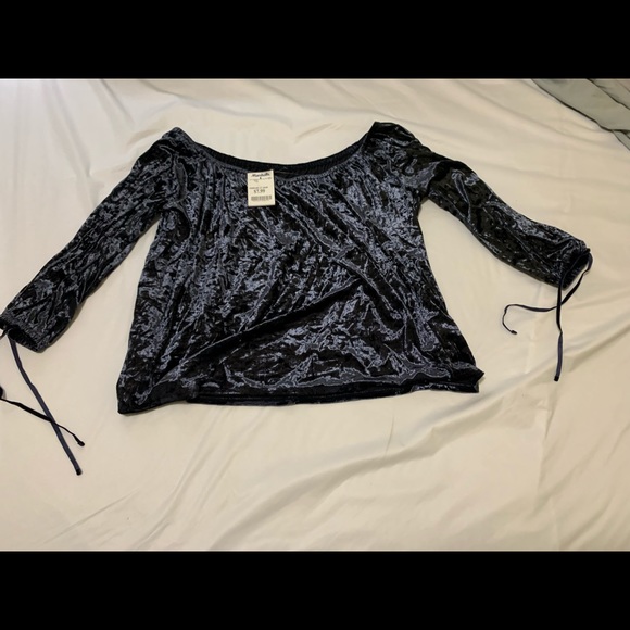 Velvet Midnight Blue Blouse - Picture 3 of 3